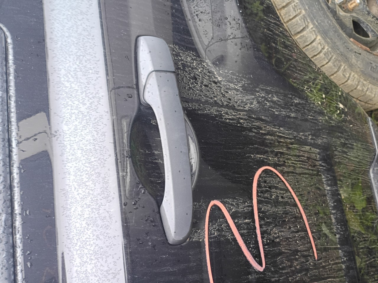 https://f005.backblazeb2.com/file/img-partshotlines-com/Inventory/NE233/Vehicle/714_03.jpg