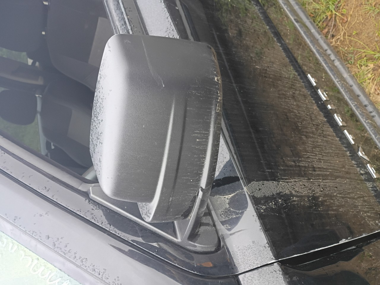 https://f005.backblazeb2.com/file/img-partshotlines-com/Inventory/NE233/Vehicle/714_06.jpg