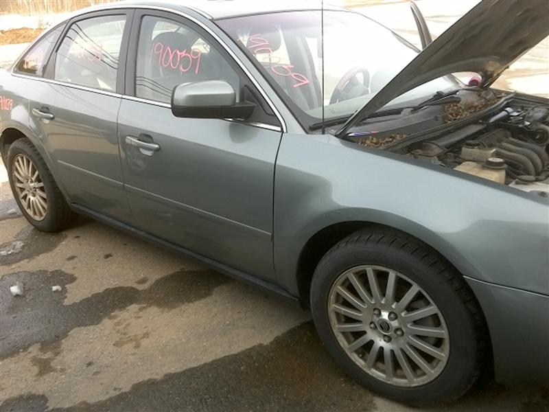 https://f005.backblazeb2.com/file/img-partshotlines-com/Inventory/NE243/Vehicle/10915_02.jpg