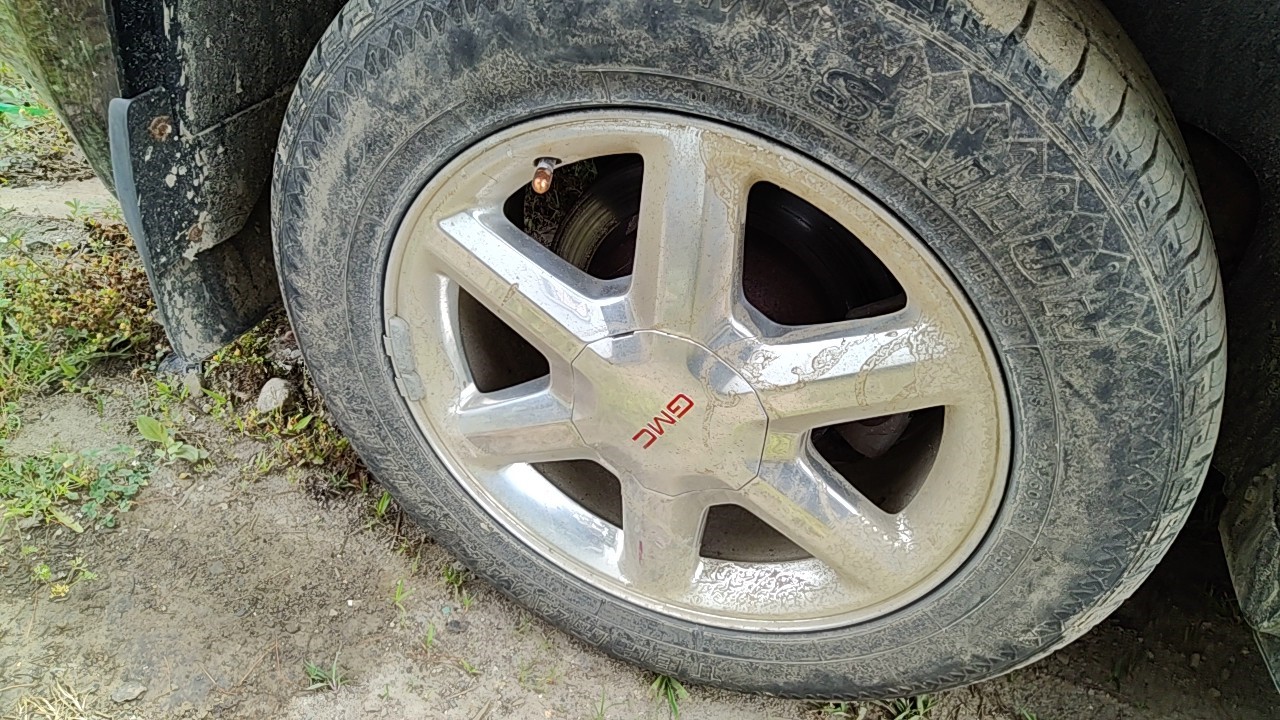 https://f005.backblazeb2.com/file/img-partshotlines-com/Inventory/NE243/Vehicle/22448_10.jpg