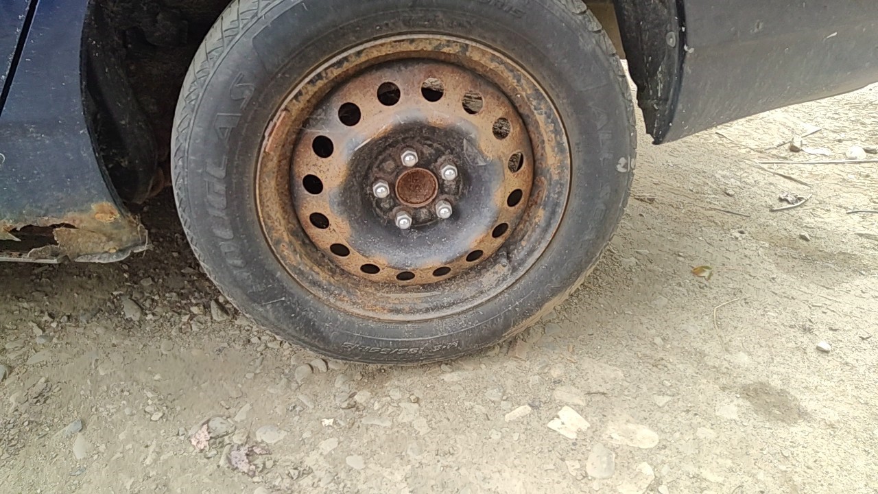 https://f005.backblazeb2.com/file/img-partshotlines-com/Inventory/NE243/Vehicle/22542_11.jpg