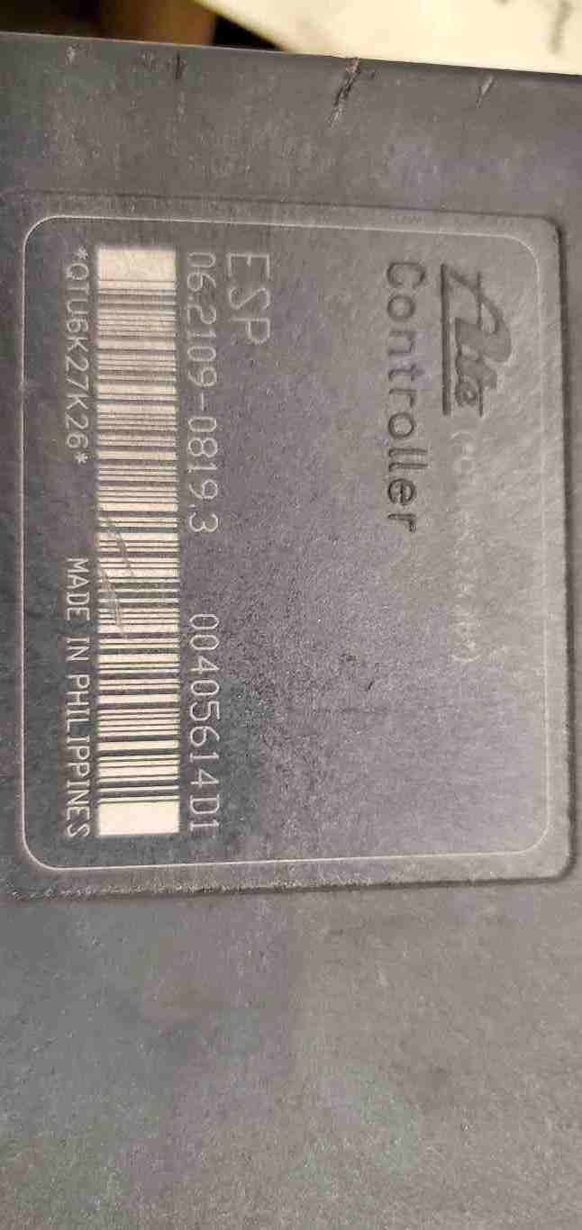 https://f005.backblazeb2.com/file/img-partshotlines-com/Inventory/NE25/2024/10603/2815E5CEE26A42CAADFF3D0635CACCA4011.jpg