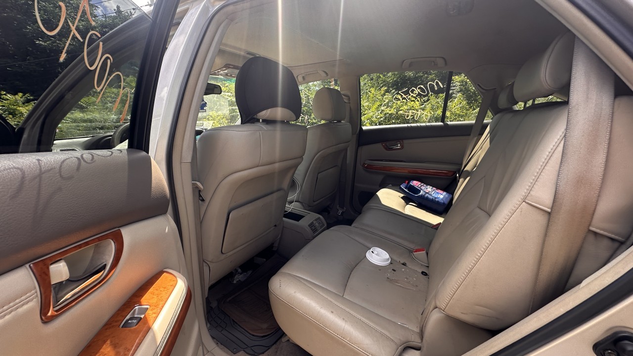 https://f005.backblazeb2.com/file/img-partshotlines-com/Inventory/NE279/Vehicle/1011_12.jpg