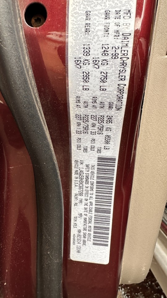 https://f005.backblazeb2.com/file/img-partshotlines-com/Inventory/NE279/Vehicle/1026_01.jpg
