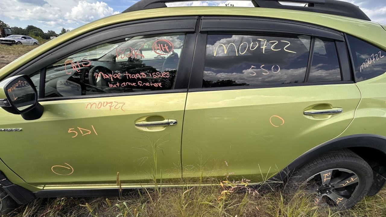 https://f005.backblazeb2.com/file/img-partshotlines-com/Inventory/NE279/Vehicle/1035_09.jpg