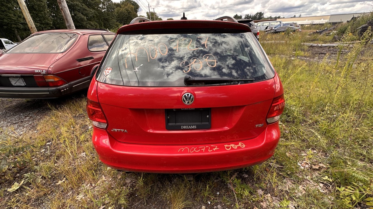https://f005.backblazeb2.com/file/img-partshotlines-com/Inventory/NE279/Vehicle/1041_07.jpg