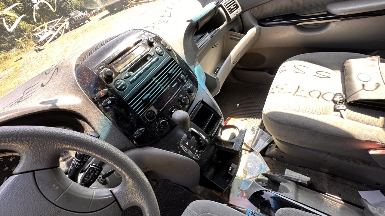https://f005.backblazeb2.com/file/img-partshotlines-com/Inventory/NE279/Vehicle/1053_04.jpg