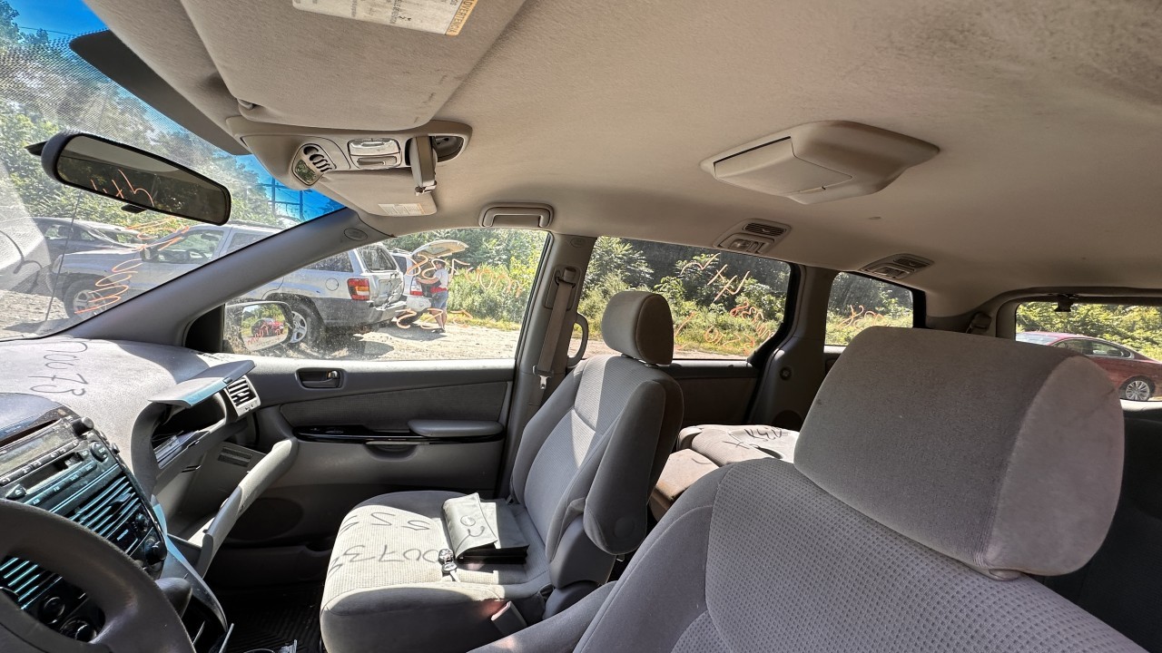 https://f005.backblazeb2.com/file/img-partshotlines-com/Inventory/NE279/Vehicle/1053_05.jpg