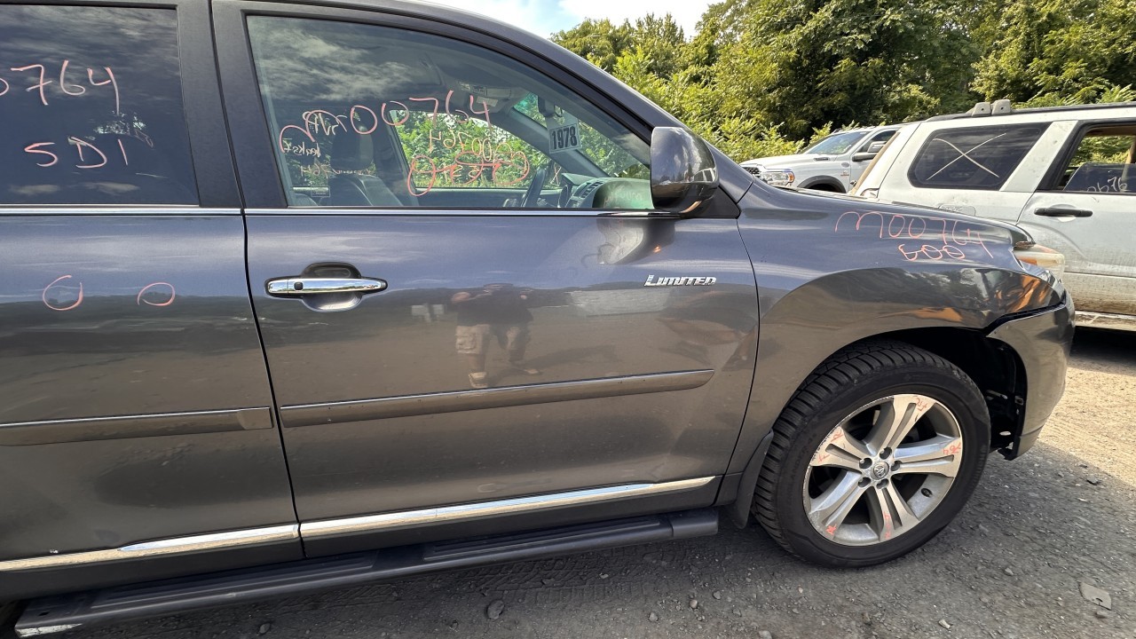 https://f005.backblazeb2.com/file/img-partshotlines-com/Inventory/NE279/Vehicle/1080_10.jpg