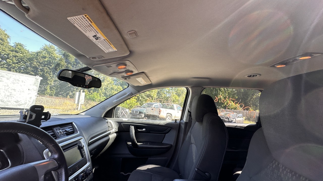 https://f005.backblazeb2.com/file/img-partshotlines-com/Inventory/NE279/Vehicle/1089_12.jpg