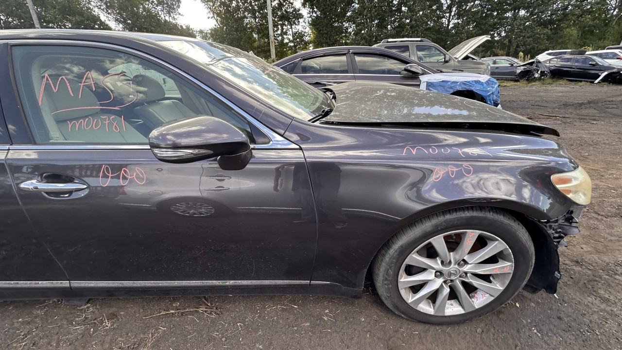 https://f005.backblazeb2.com/file/img-partshotlines-com/Inventory/NE279/Vehicle/1105_07.jpg