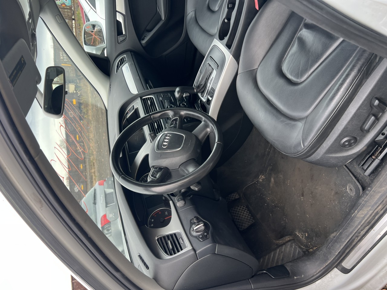 https://f005.backblazeb2.com/file/img-partshotlines-com/Inventory/NE279/Vehicle/645_09.jpg