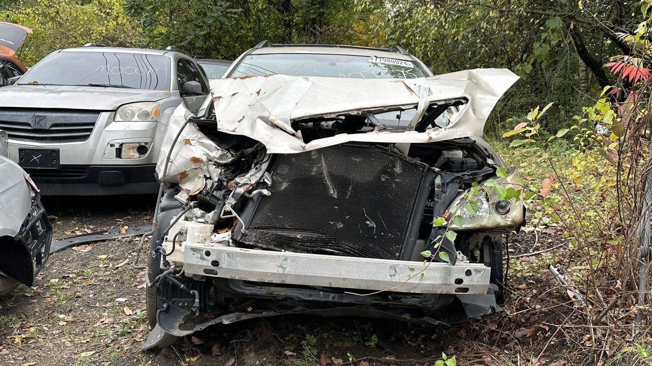 https://f005.backblazeb2.com/file/img-partshotlines-com/Inventory/NE279/Vehicle/76_01.jpg