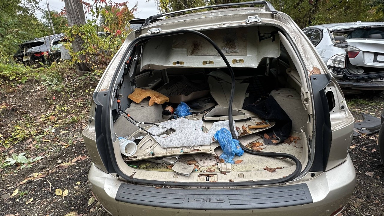 https://f005.backblazeb2.com/file/img-partshotlines-com/Inventory/NE279/Vehicle/76_04.jpg