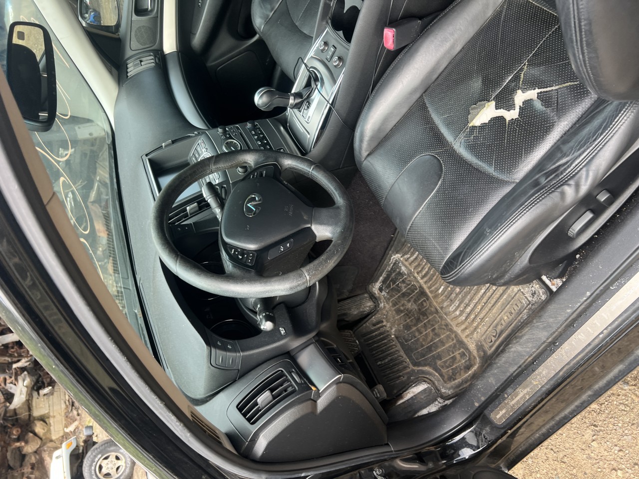 https://f005.backblazeb2.com/file/img-partshotlines-com/Inventory/NE279/Vehicle/926_03.jpg