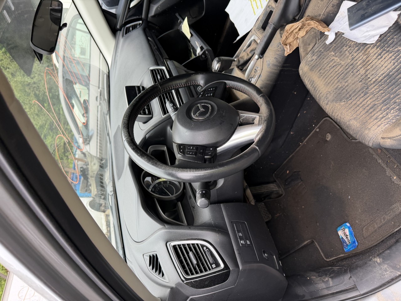 https://f005.backblazeb2.com/file/img-partshotlines-com/Inventory/NE279/Vehicle/991_03.jpg