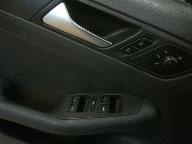 https://f005.backblazeb2.com/file/img-partshotlines-com/Inventory/NE280/Vehicle/31542_05.jpg