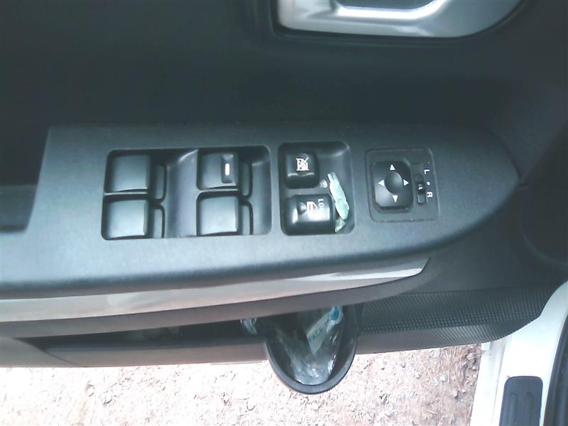 https://f005.backblazeb2.com/file/img-partshotlines-com/Inventory/NE280/Vehicle/34494_07.jpg
