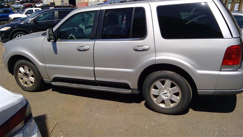 https://f005.backblazeb2.com/file/img-partshotlines-com/Inventory/NE280/Vehicle/39245_05.jpg