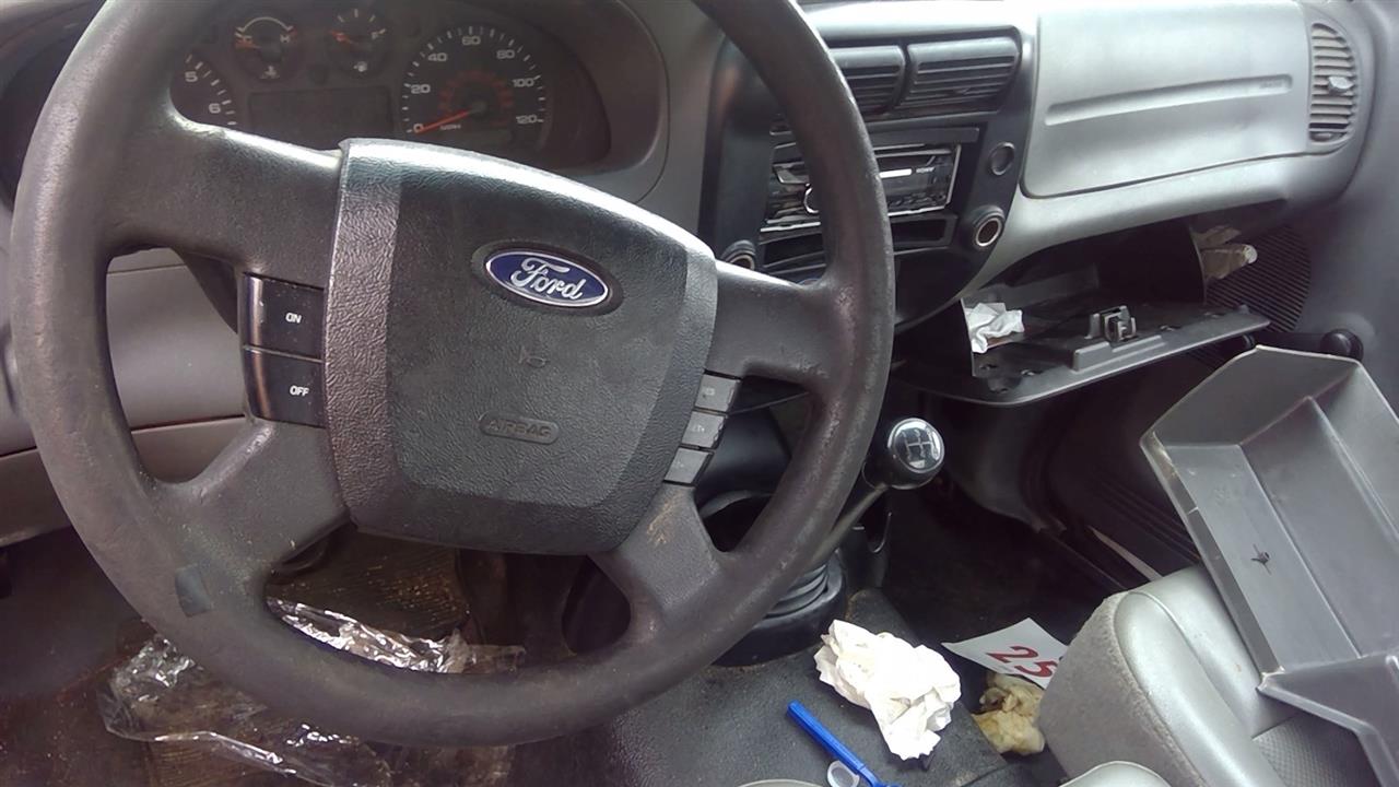 https://f005.backblazeb2.com/file/img-partshotlines-com/Inventory/NE280/Vehicle/41448_11.jpg