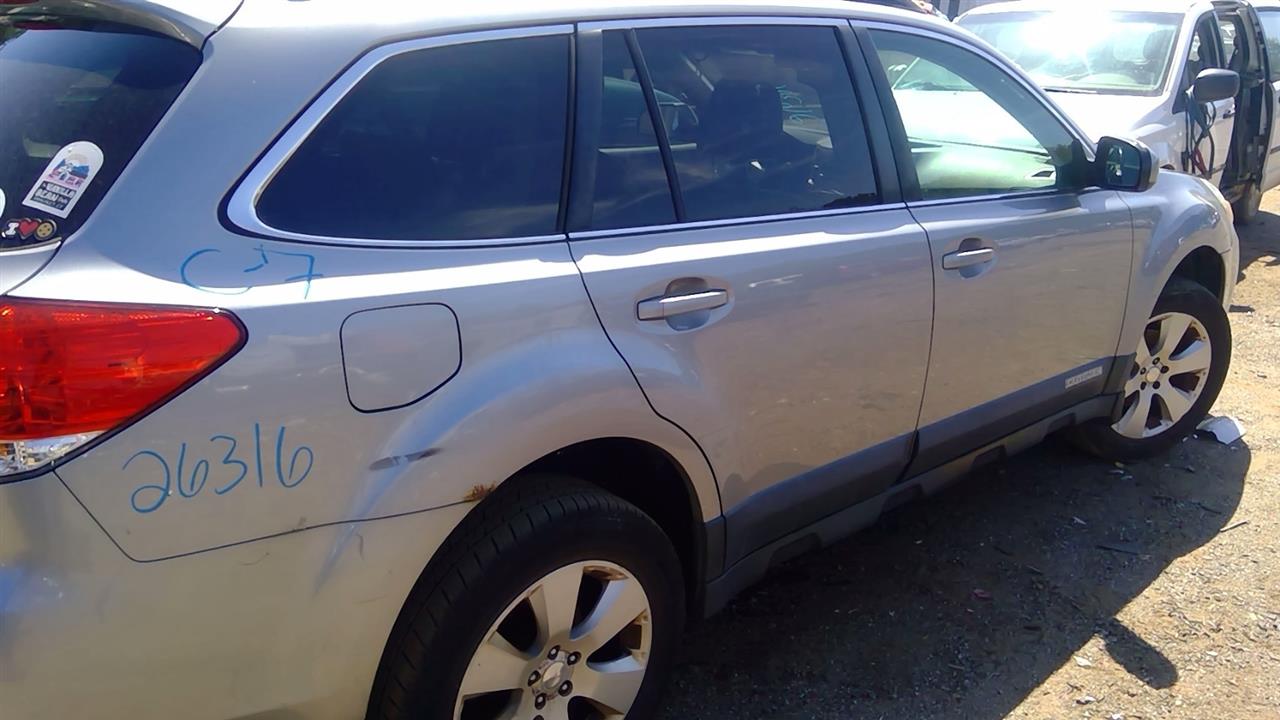 https://f005.backblazeb2.com/file/img-partshotlines-com/Inventory/NE280/Vehicle/41779_09.jpg