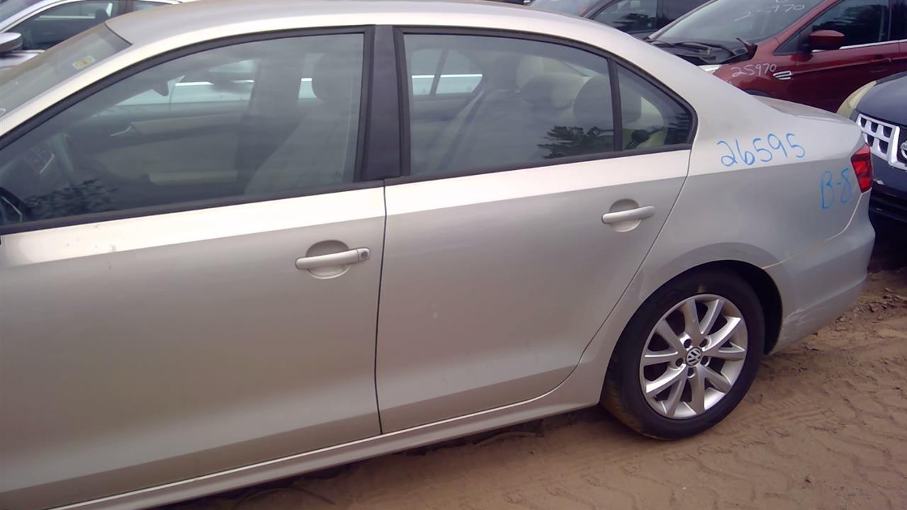 https://f005.backblazeb2.com/file/img-partshotlines-com/Inventory/NE280/Vehicle/42218_06.jpg