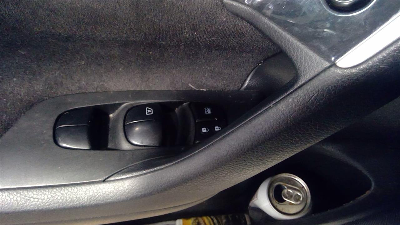 https://f005.backblazeb2.com/file/img-partshotlines-com/Inventory/NE280/Vehicle/43410_11.jpg