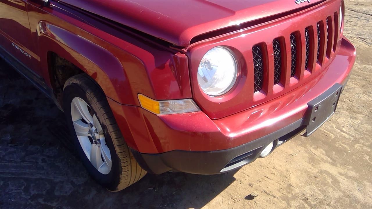 https://f005.backblazeb2.com/file/img-partshotlines-com/Inventory/NE280/Vehicle/43660_02.jpg