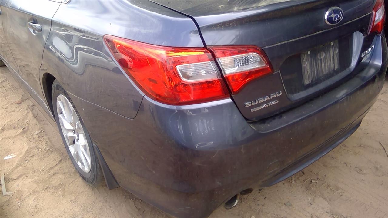 https://f005.backblazeb2.com/file/img-partshotlines-com/Inventory/NE280/Vehicle/44305_07.jpg
