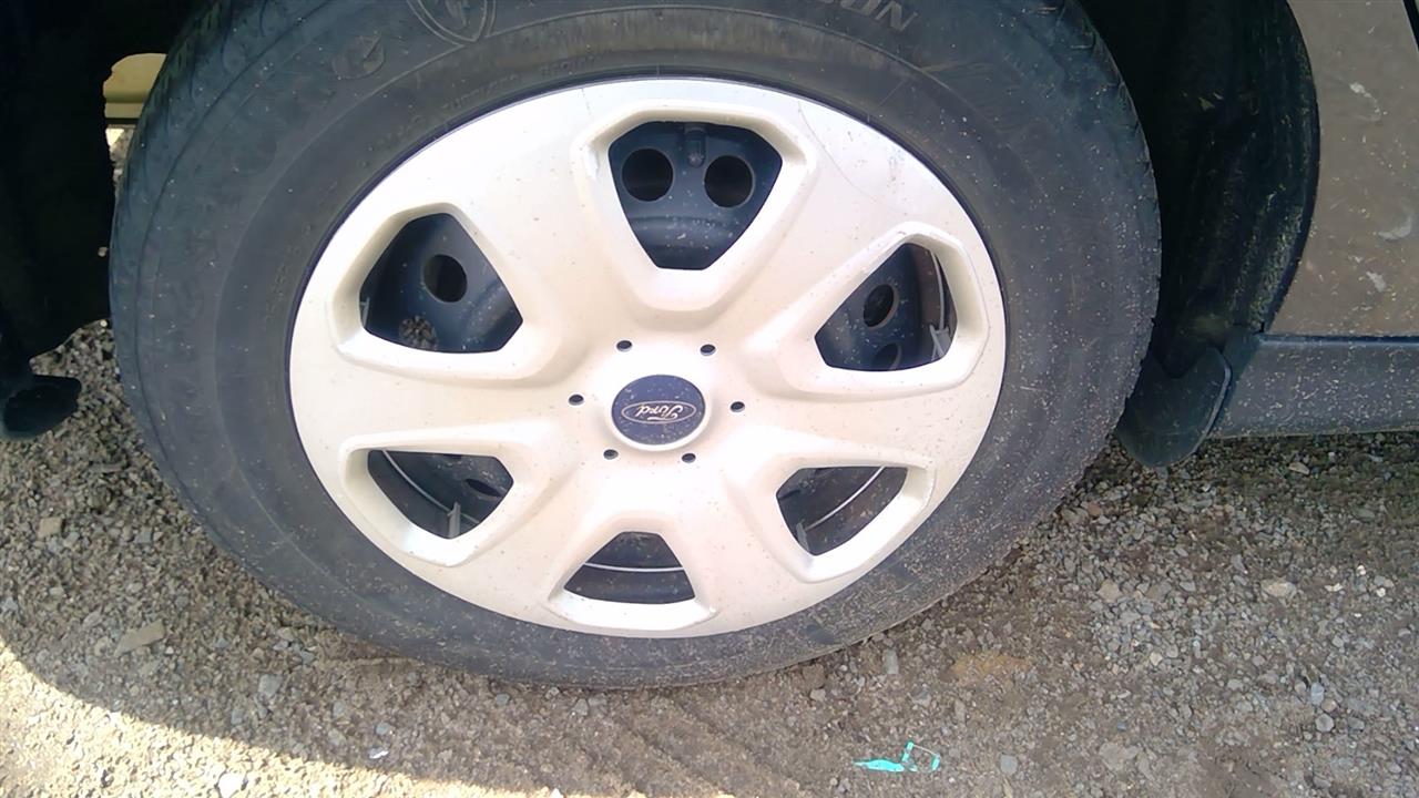 https://f005.backblazeb2.com/file/img-partshotlines-com/Inventory/NE280/Vehicle/44404_11.jpg