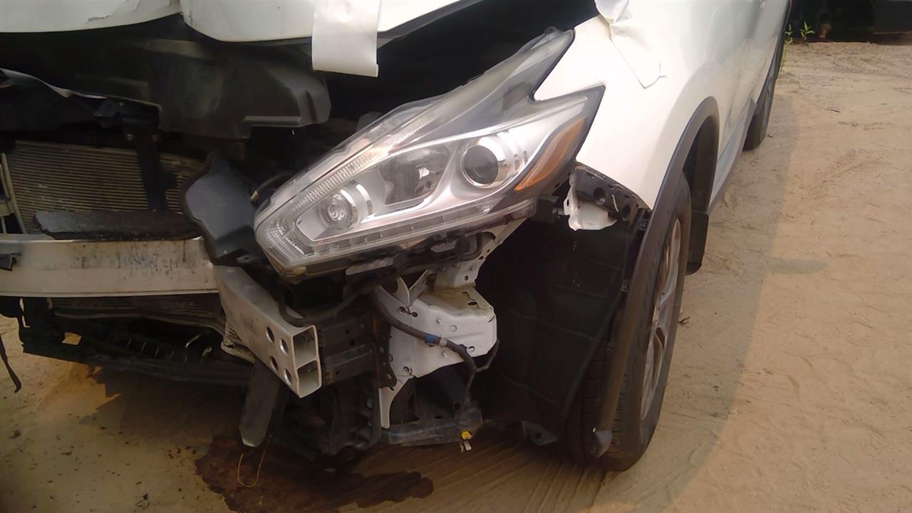 https://f005.backblazeb2.com/file/img-partshotlines-com/Inventory/NE280/Vehicle/44524_03.jpg