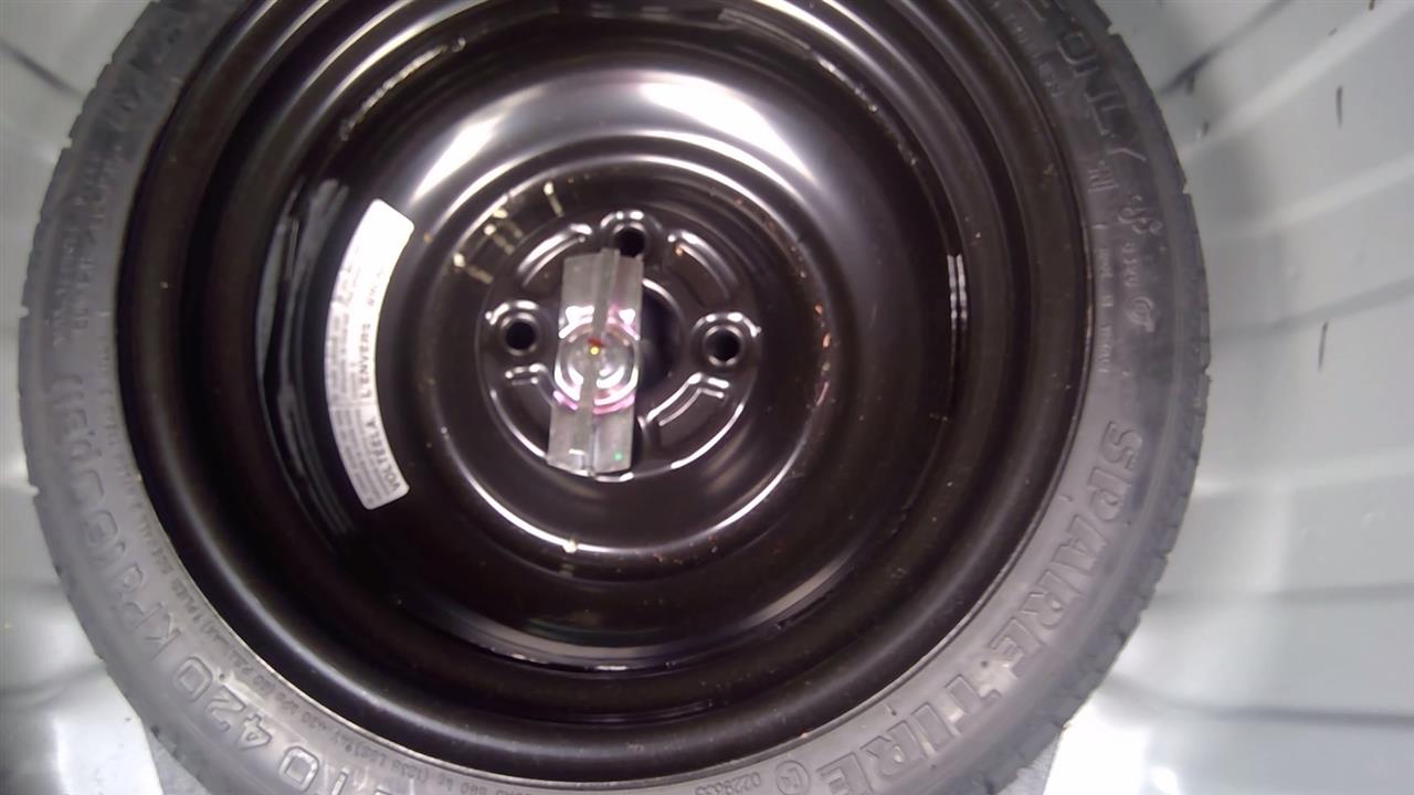 https://f005.backblazeb2.com/file/img-partshotlines-com/Inventory/NE280/Vehicle/44530_10.jpg