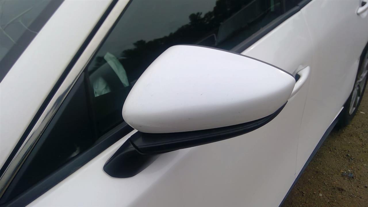 https://f005.backblazeb2.com/file/img-partshotlines-com/Inventory/NE280/Vehicle/44574_04.jpg