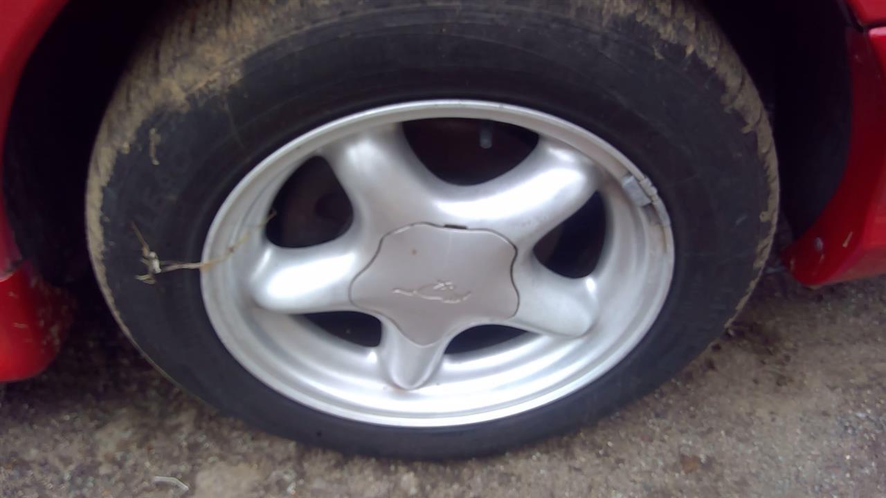 https://f005.backblazeb2.com/file/img-partshotlines-com/Inventory/NE280/Vehicle/44585_09.jpg