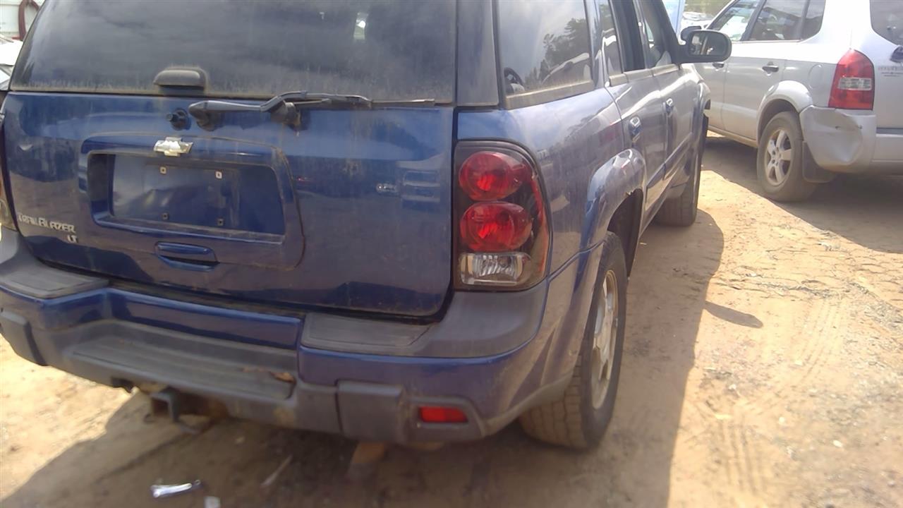 https://f005.backblazeb2.com/file/img-partshotlines-com/Inventory/NE280/Vehicle/44673_08.jpg