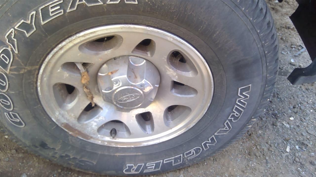https://f005.backblazeb2.com/file/img-partshotlines-com/Inventory/NE280/Vehicle/44955_10.jpg