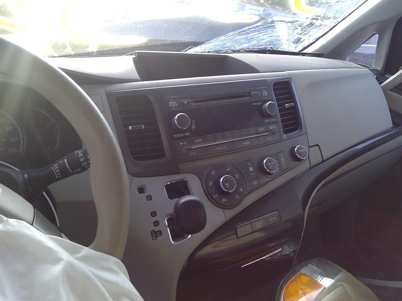 https://f005.backblazeb2.com/file/img-partshotlines-com/Inventory/NE287/Vehicle/3717_05.jpg