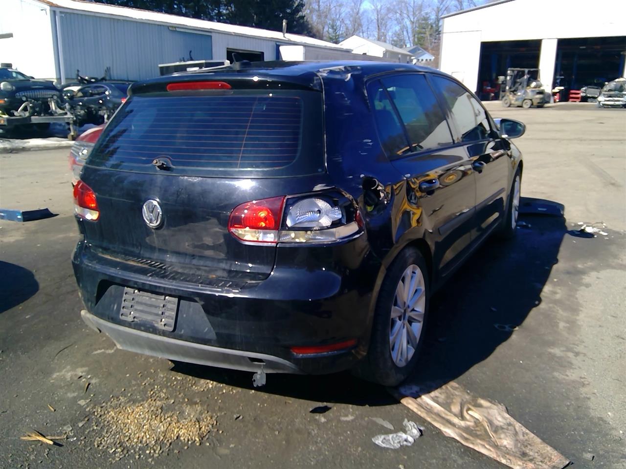 https://f005.backblazeb2.com/file/img-partshotlines-com/Inventory/NE287/Vehicle/3877_04.jpg