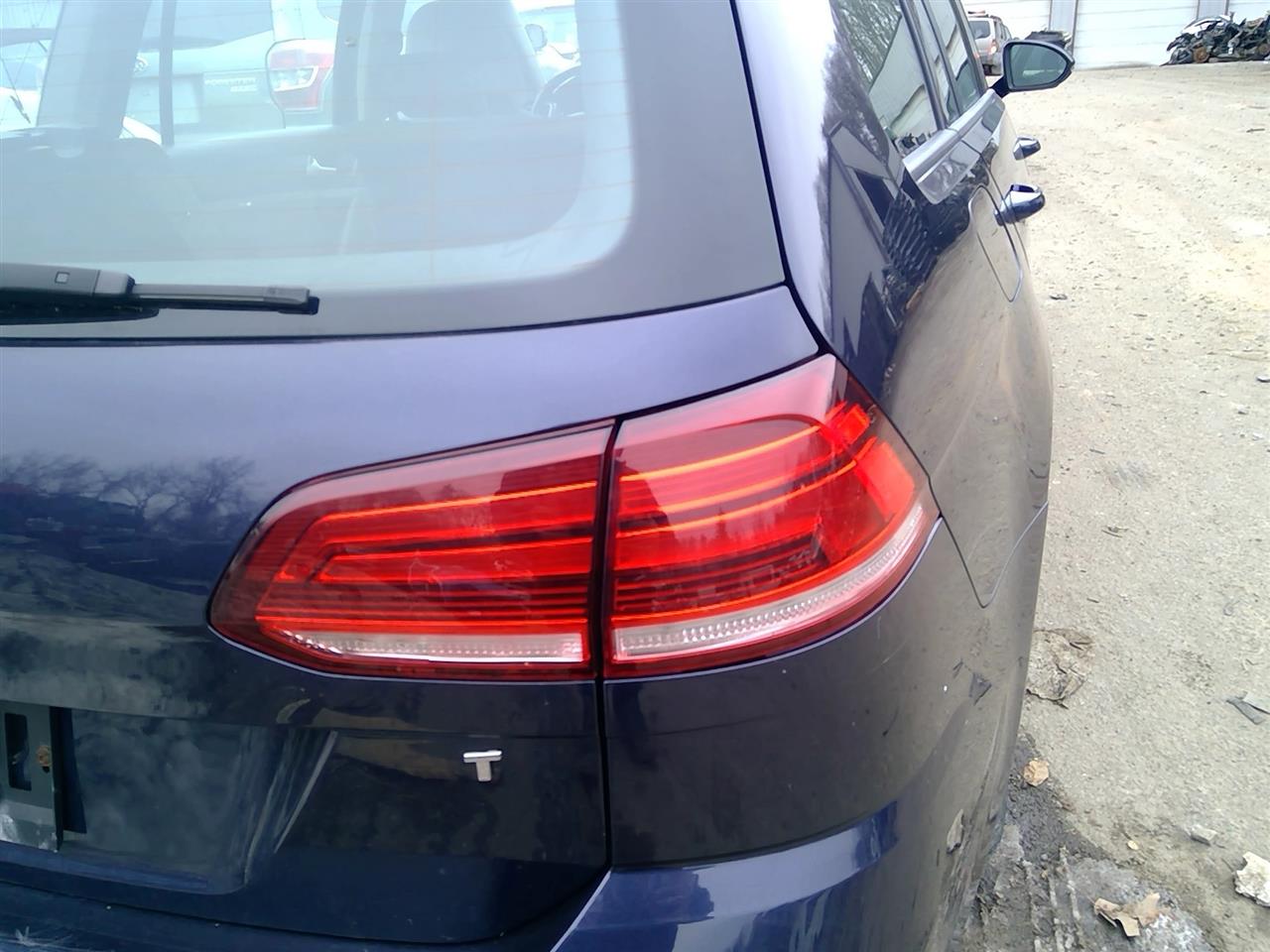 https://f005.backblazeb2.com/file/img-partshotlines-com/Inventory/NE287/Vehicle/3919_05.jpg