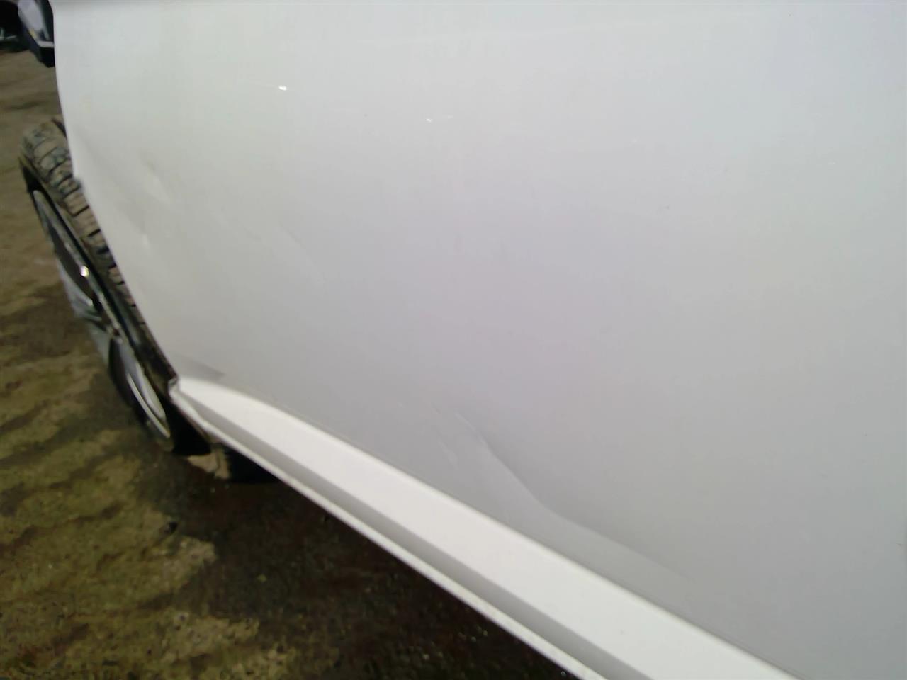 https://f005.backblazeb2.com/file/img-partshotlines-com/Inventory/NE287/Vehicle/3989_10.jpg