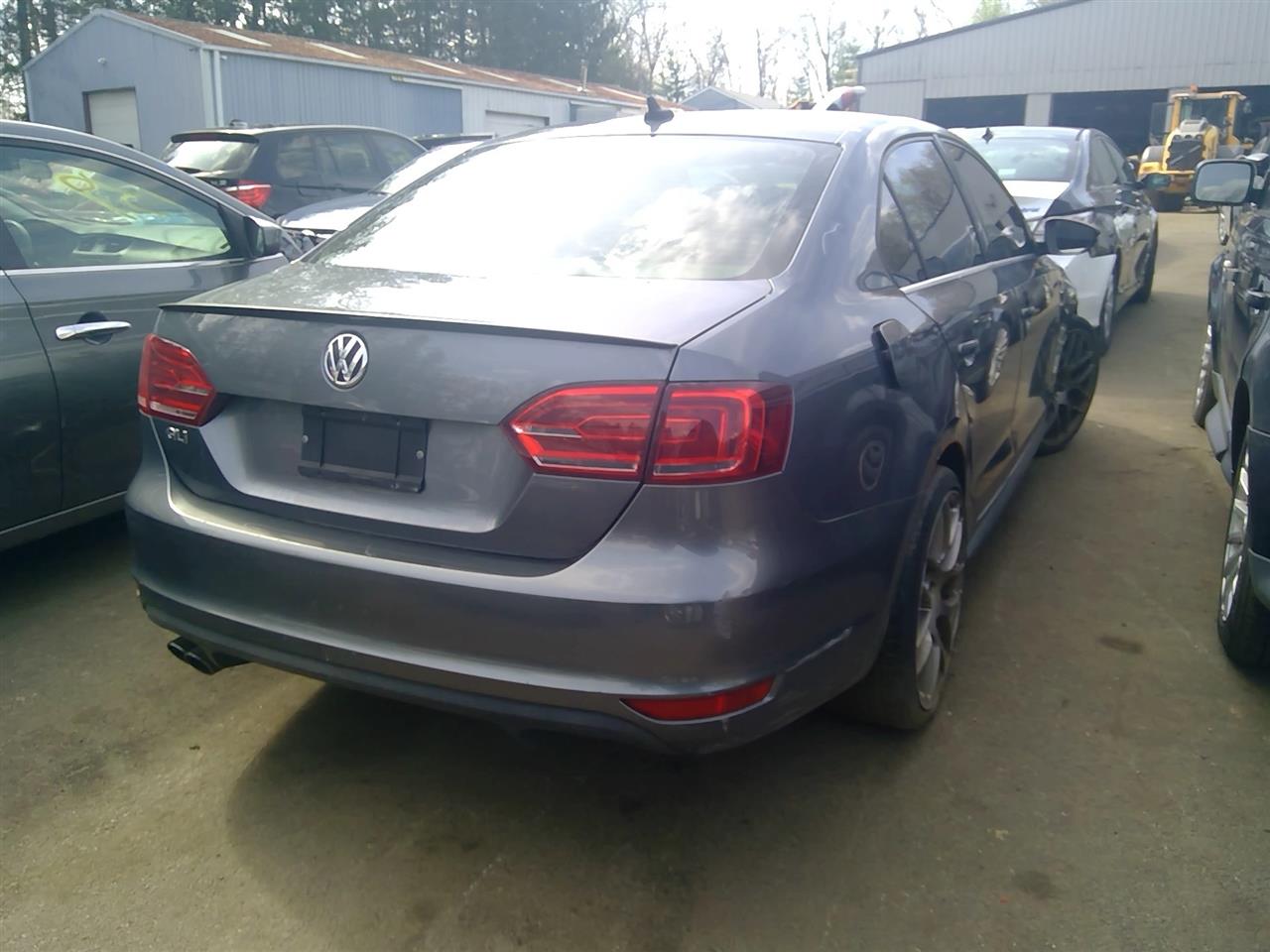 https://f005.backblazeb2.com/file/img-partshotlines-com/Inventory/NE287/Vehicle/4036_04.jpg