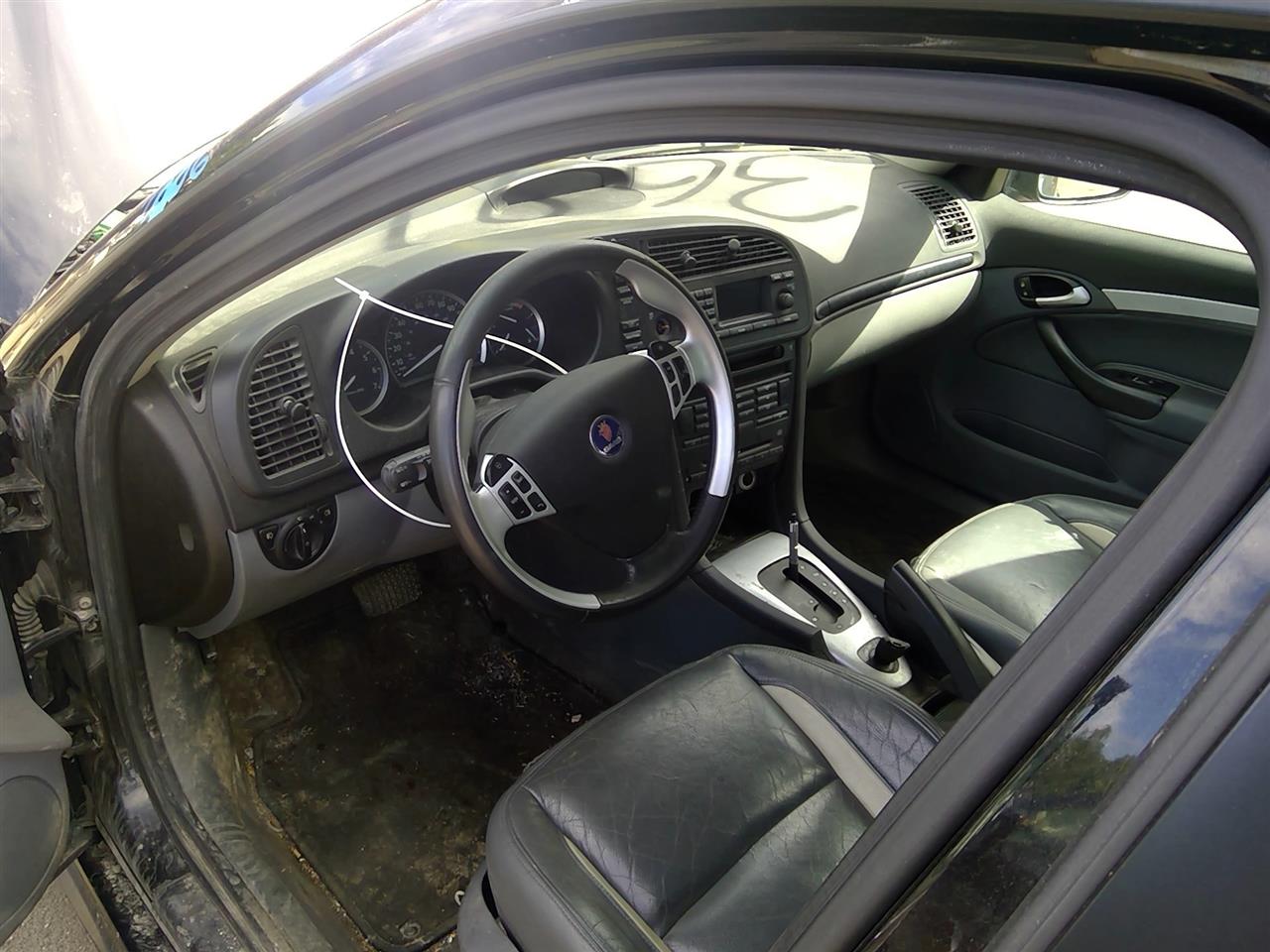 https://f005.backblazeb2.com/file/img-partshotlines-com/Inventory/NE287/Vehicle/4266_10.jpg