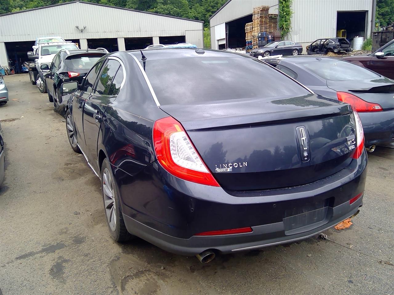 https://f005.backblazeb2.com/file/img-partshotlines-com/Inventory/NE287/Vehicle/4300_03.jpg