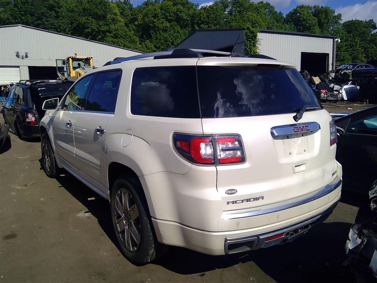 https://f005.backblazeb2.com/file/img-partshotlines-com/Inventory/NE287/Vehicle/4586_03.jpg