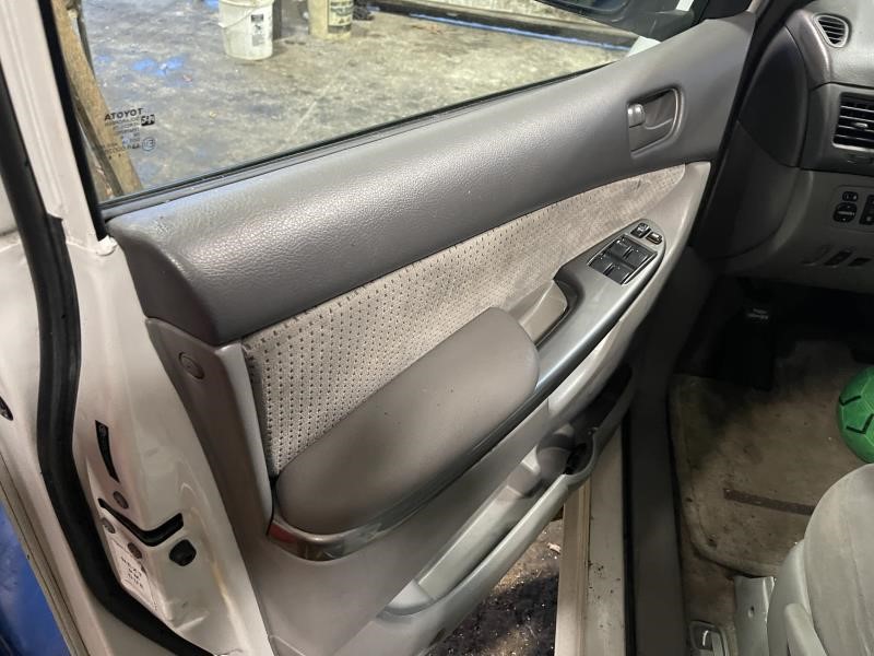 https://f005.backblazeb2.com/file/img-partshotlines-com/Inventory/NE287/Vehicle/887_10.jpg