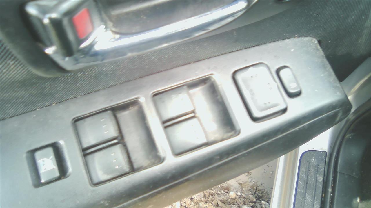 https://f005.backblazeb2.com/file/img-partshotlines-com/Inventory/NE290/Vehicle/24090_11.jpg