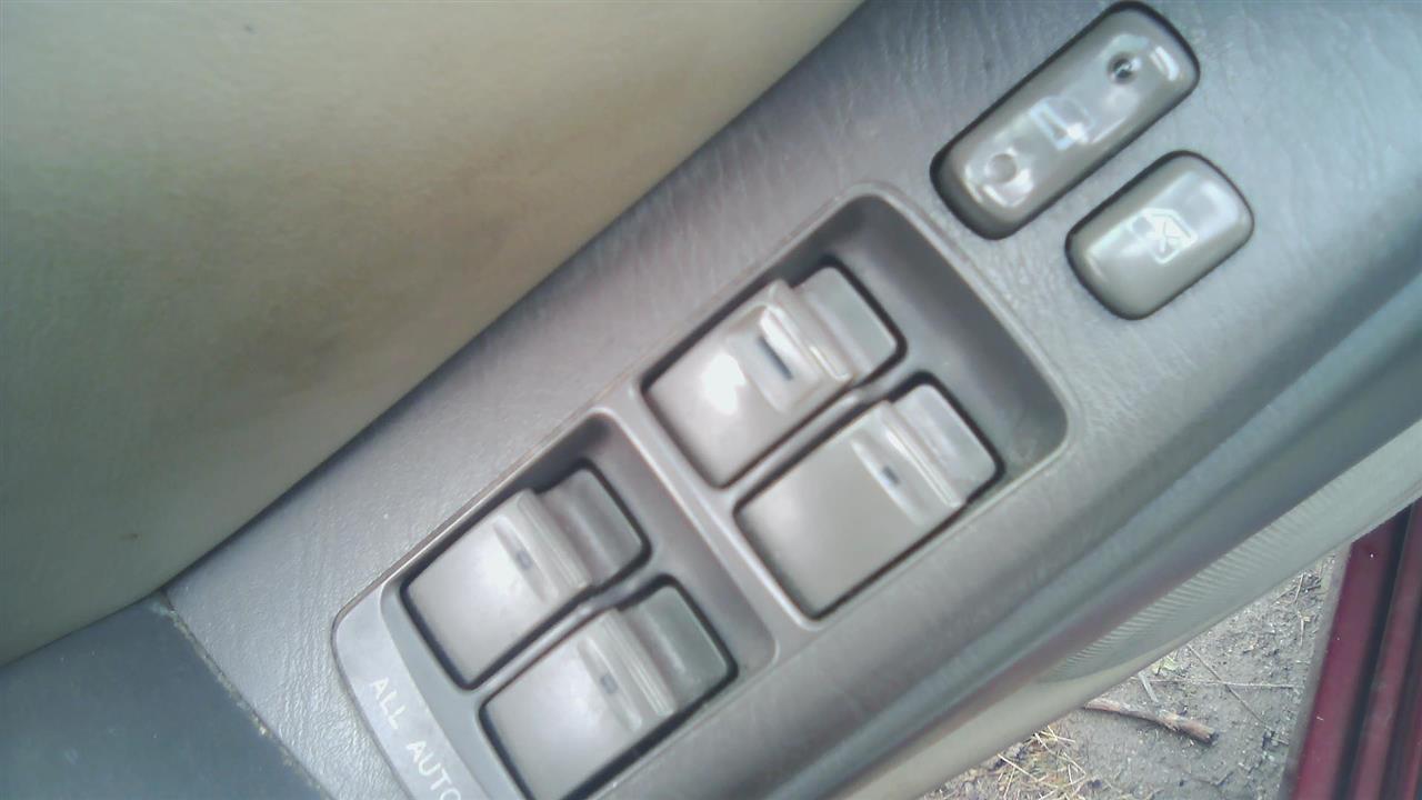 https://f005.backblazeb2.com/file/img-partshotlines-com/Inventory/NE290/Vehicle/24343_09.jpg