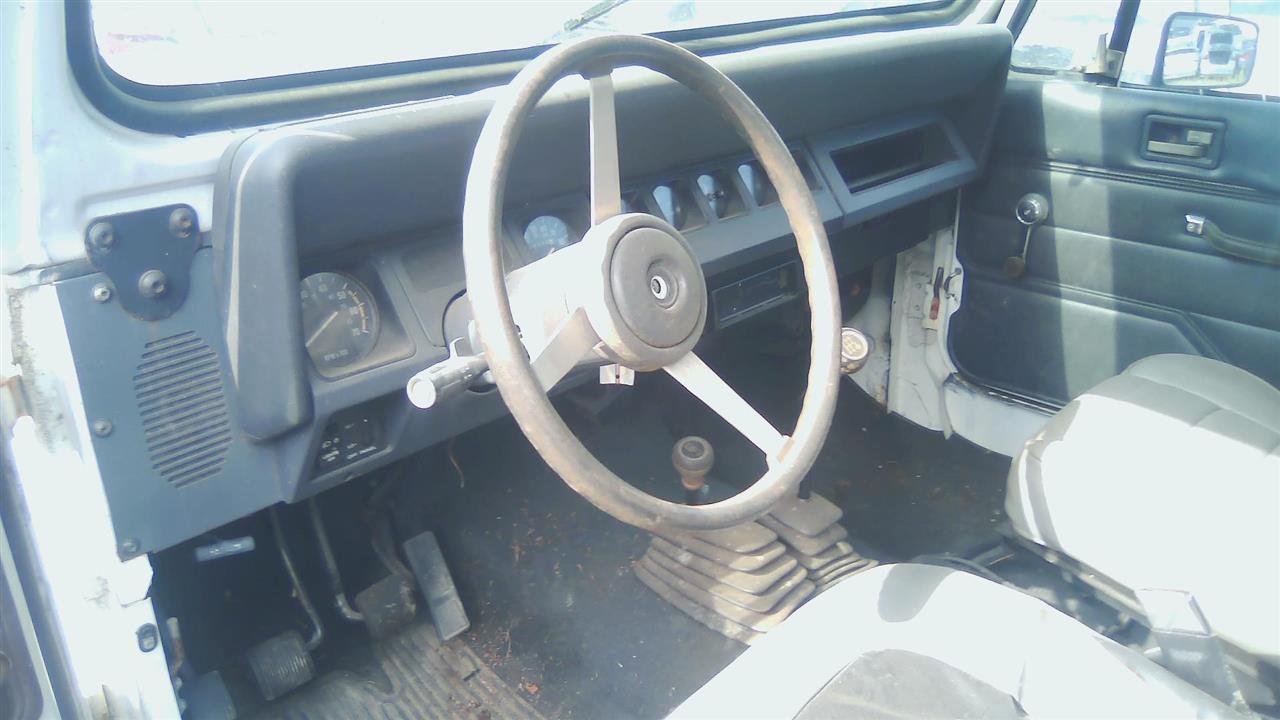 https://f005.backblazeb2.com/file/img-partshotlines-com/Inventory/NE290/Vehicle/24754_08.jpg