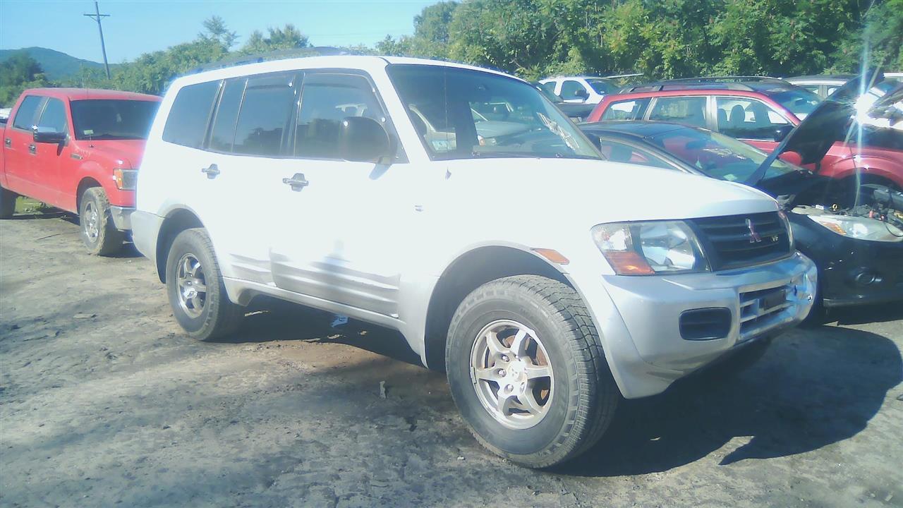 https://f005.backblazeb2.com/file/img-partshotlines-com/Inventory/NE290/Vehicle/24901_04.jpg