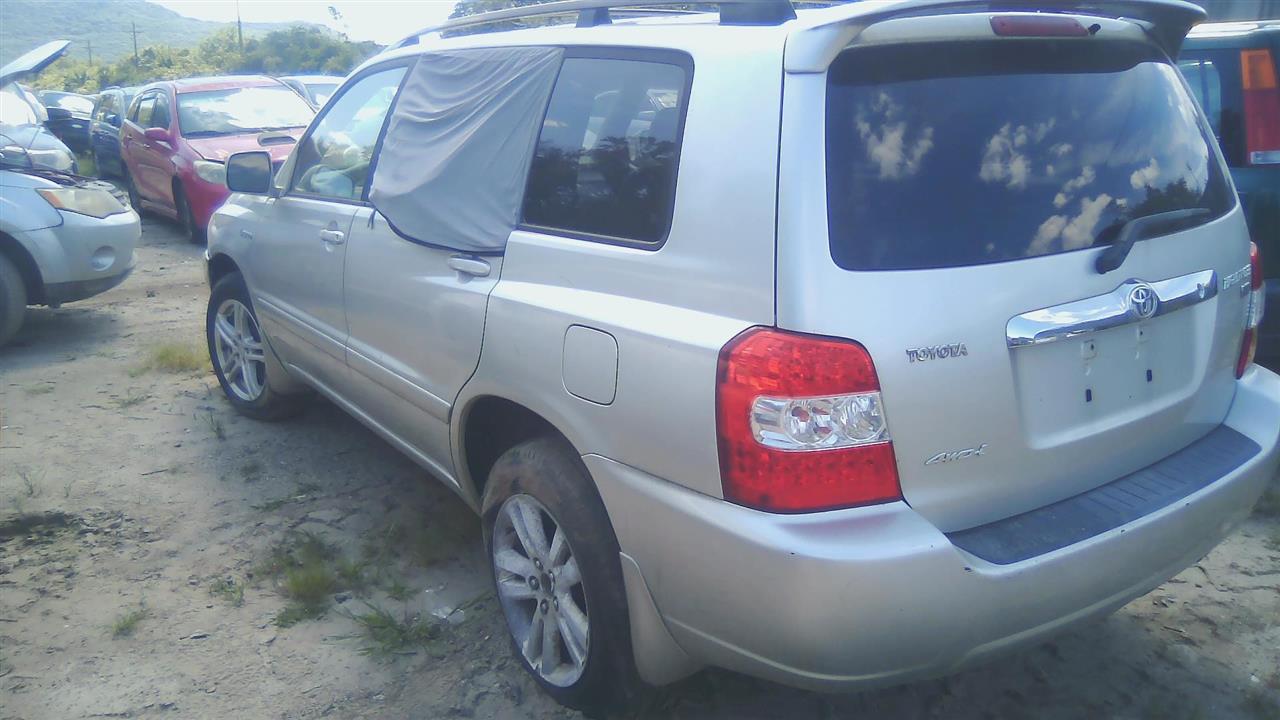 https://f005.backblazeb2.com/file/img-partshotlines-com/Inventory/NE290/Vehicle/25266_05.jpg